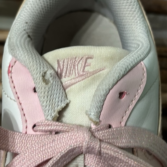 PRE OWNED  YOUTH 4 Nike Court Borough Low Recraft sneaker PINK AND WHITE - Picture 6 of 14